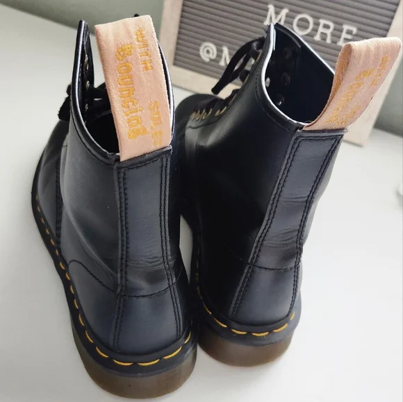 Dr Martens Vegan Felix Lace-up Boots Black M-7 L-8 Unisex - Picture 9 of 13